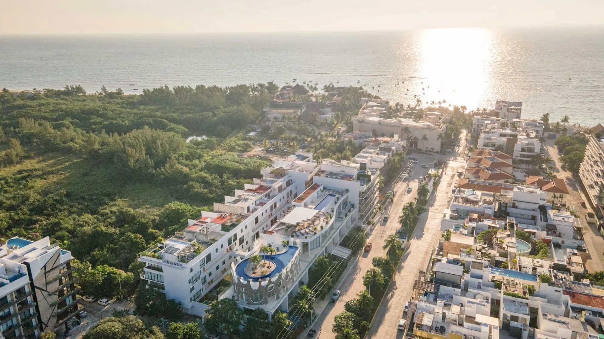 Modern Condo 200M From Beach & 5Th Ave Playa del Carmen 0*,  Messico